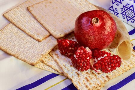 Rosh hashanah jewish holiday passover jewish matzoh bread holiday matzoth celebration